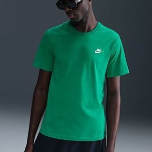 Nike Men's Club T-shirt
